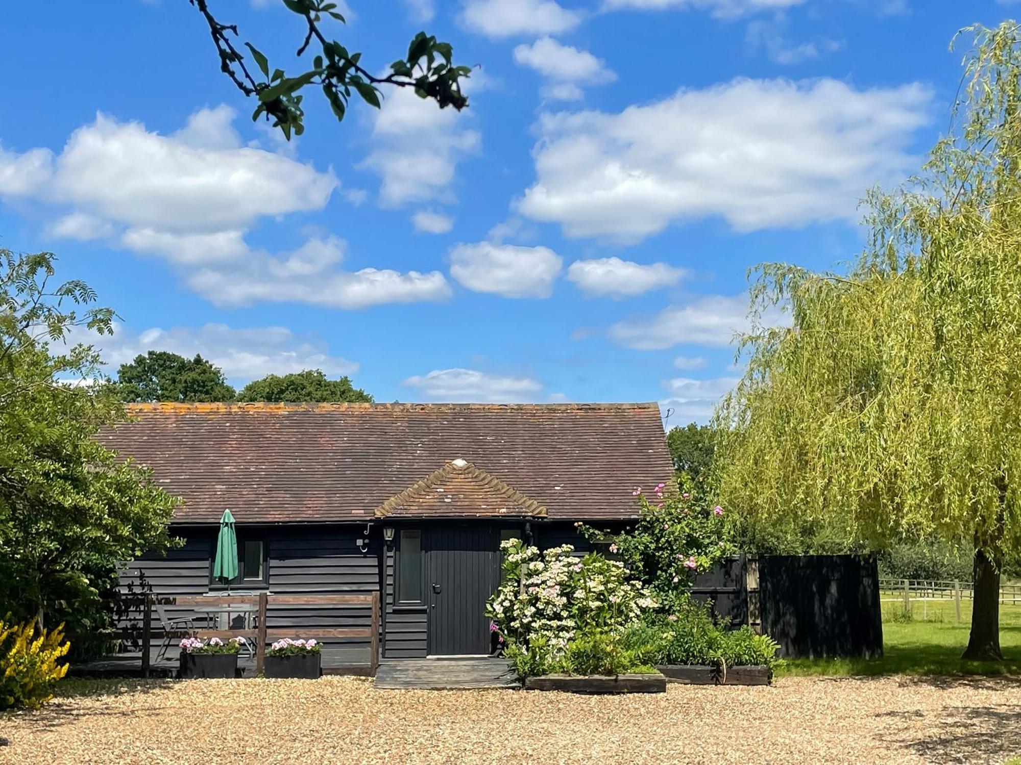 Maplehurst Barn Stables Staplehurst Esterno foto